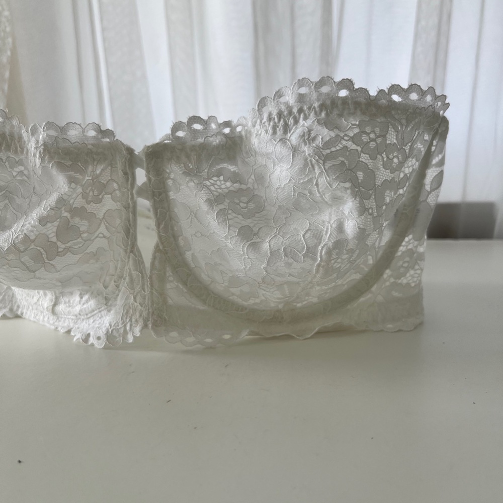 B.Tempted Strapless Underwire Bra - image 2